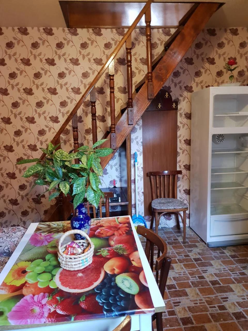 2 Santeli Turn Guest House Tbilisi Esterno foto