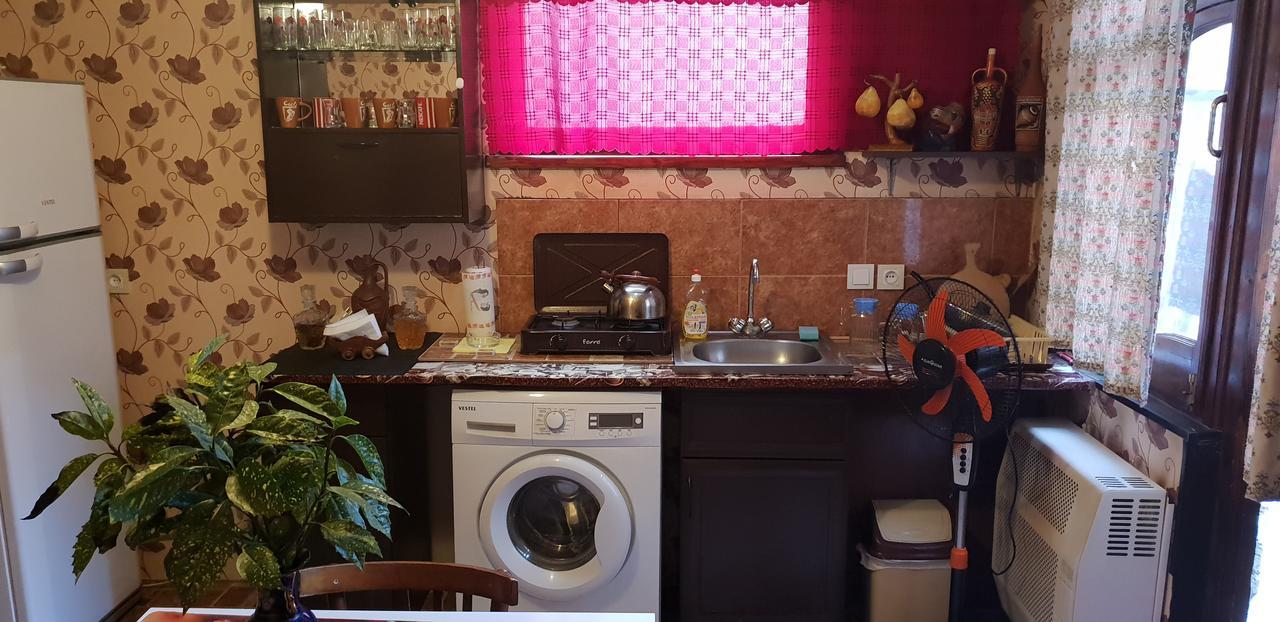 2 Santeli Turn Guest House Tbilisi Esterno foto