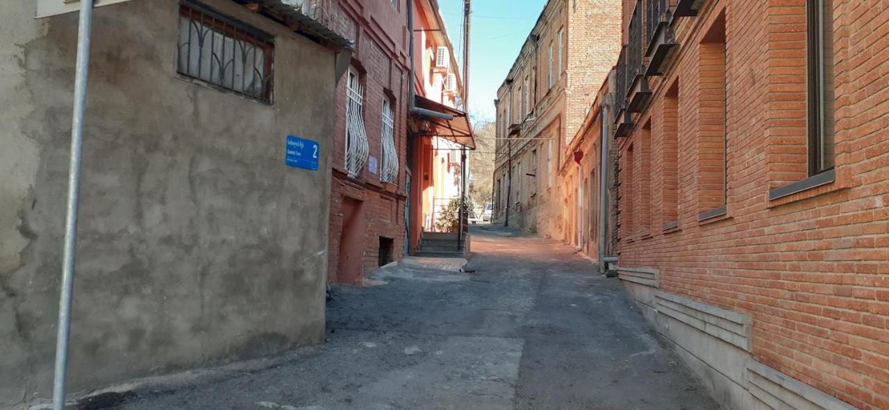 2 Santeli Turn Guest House Tbilisi Esterno foto